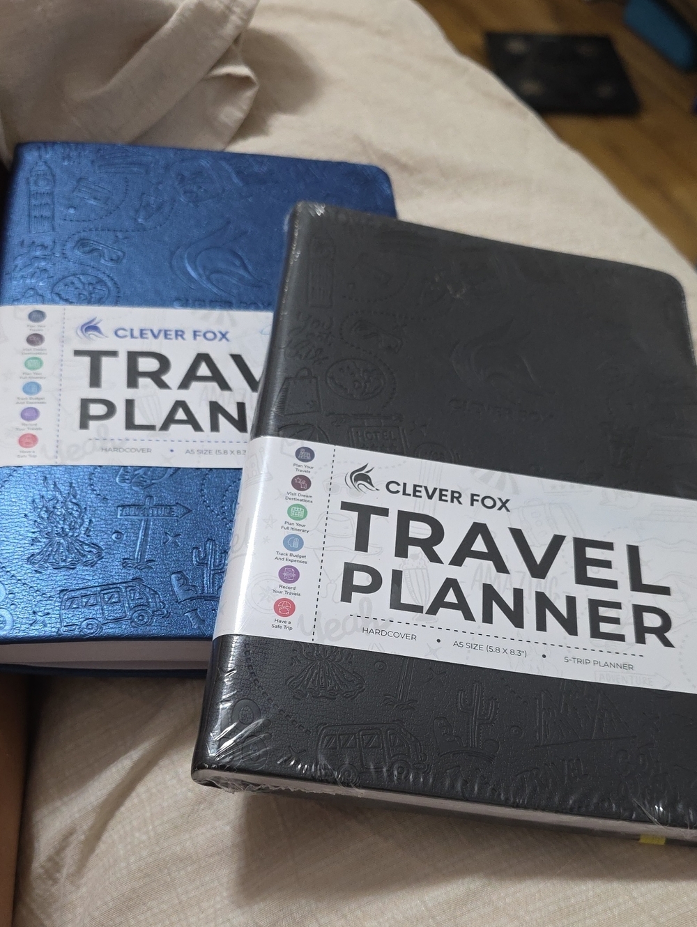 2 Travel Planner   Clever Fox. New, 1 Still In Plastic